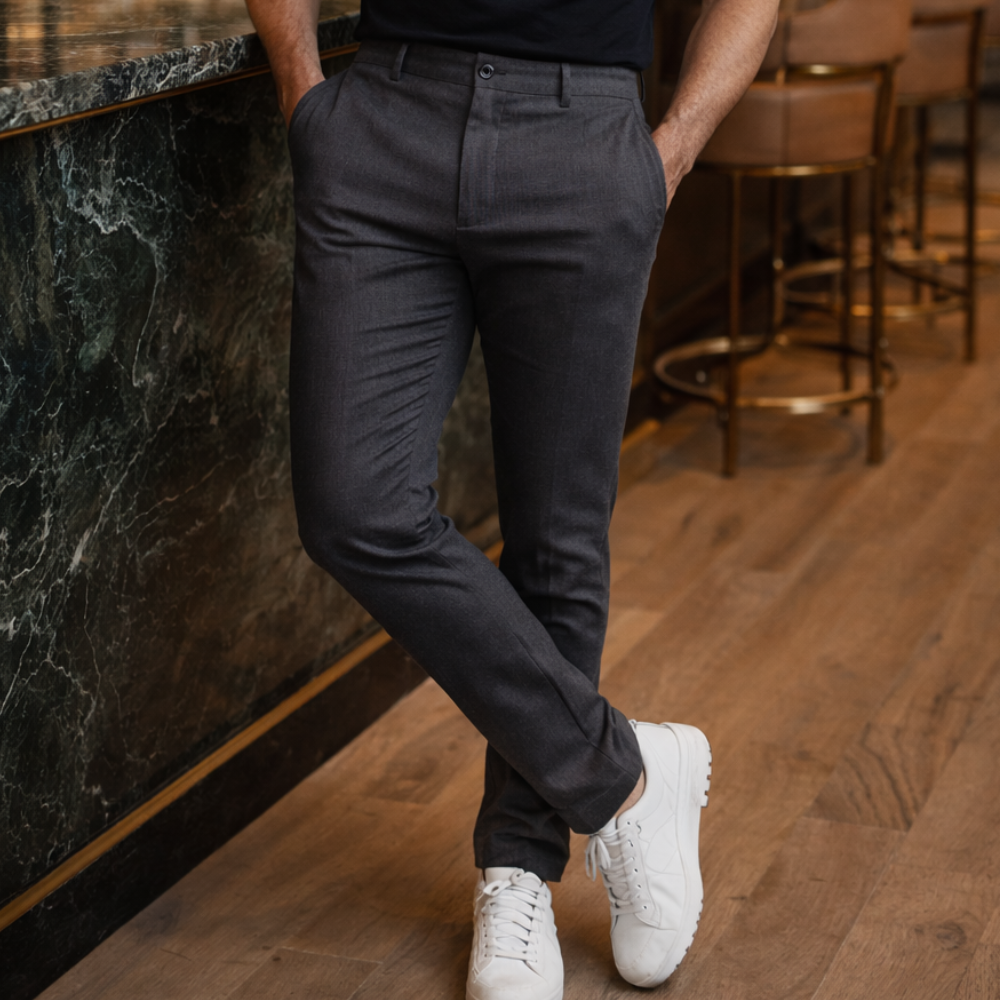 Calça de Alfaiataria Cinza em Tecido Selecionado com Elastano e Caimento Impecável