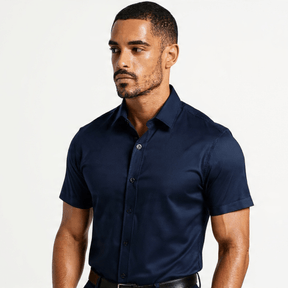 Camisa Social Slim Azul-Marinho Manga Curta em Tecido Selecionado com Estrutura Leve e Caimento